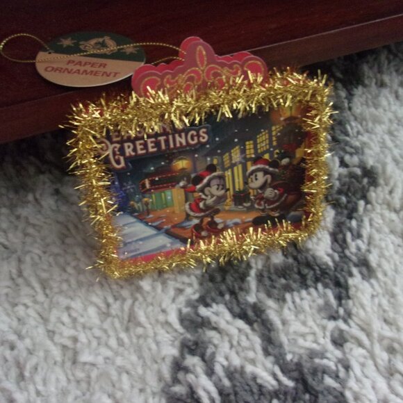 Disney Paper Ornament Mickey And Minnie Mouse Turn Of The Century New with tags - Picture 6 of 6